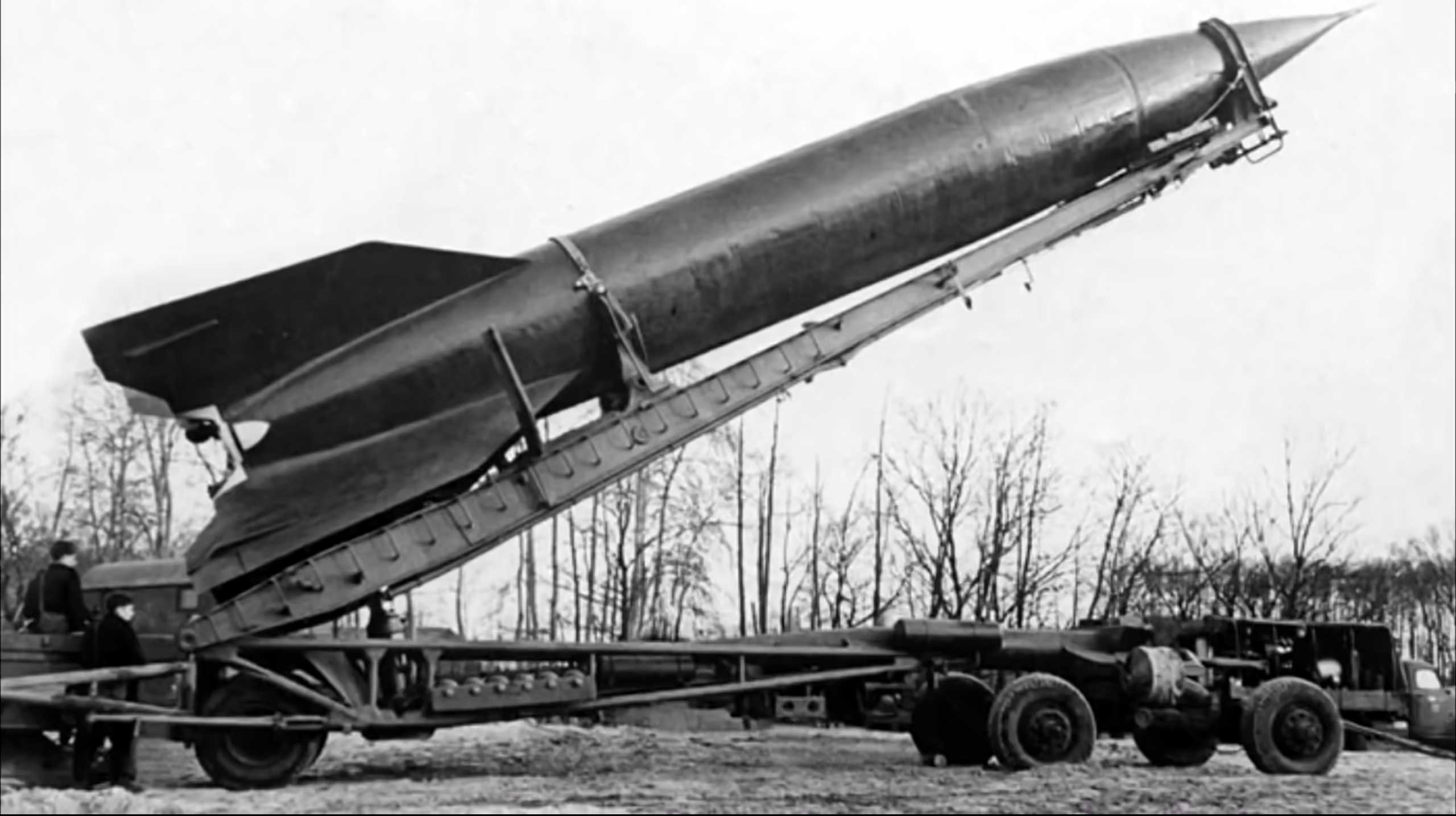 Создание первой баллистической ракеты. ФАУ-2 баллистическая ракета. Баллистическая ракета р-1. Баллистическая ракета р-1 Королев. Р-1 ракета СССР.