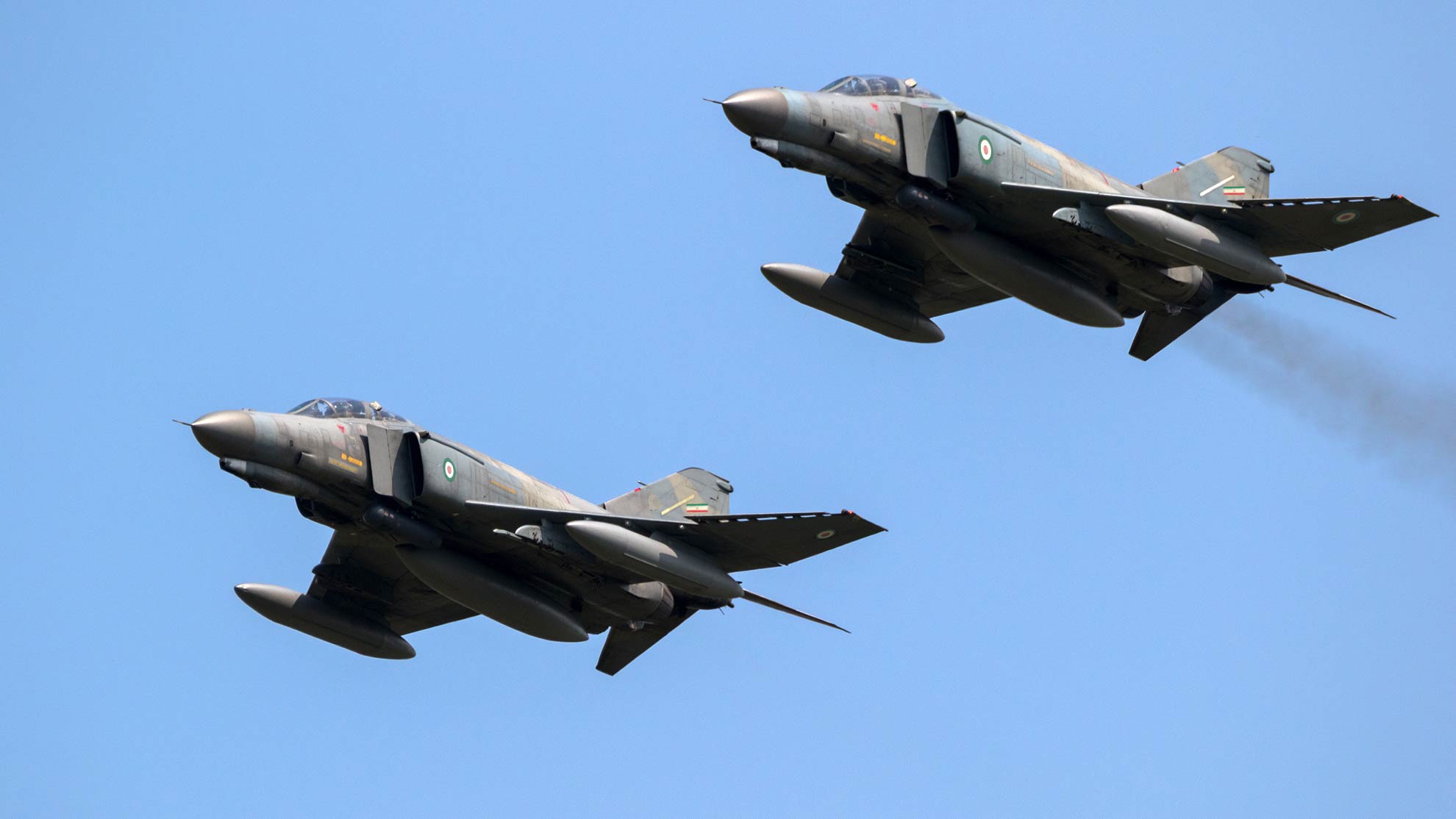 F4 Phantom II ВВС Ирана летящие на перехват неопознанного летающего объекта во время тегеранского инцидента