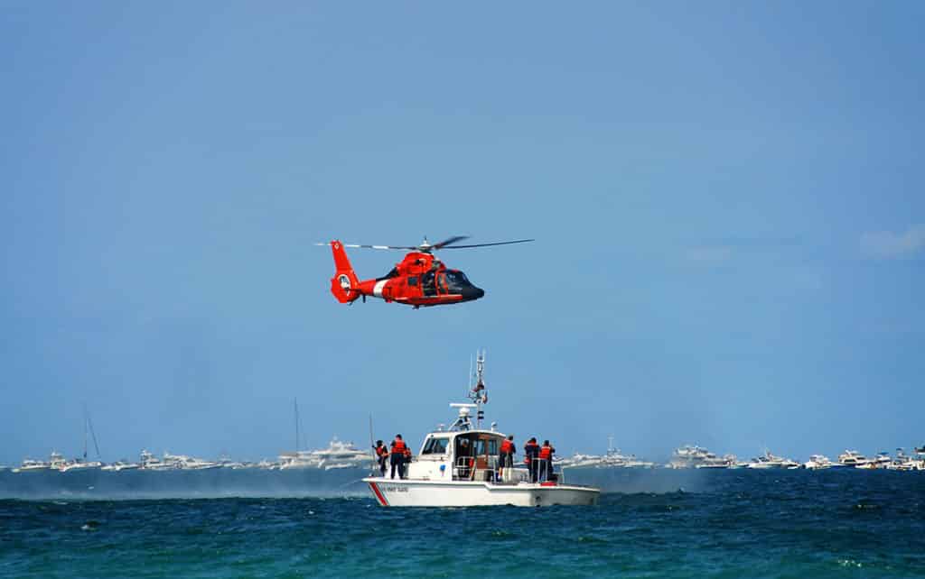 Спасательная операция на море