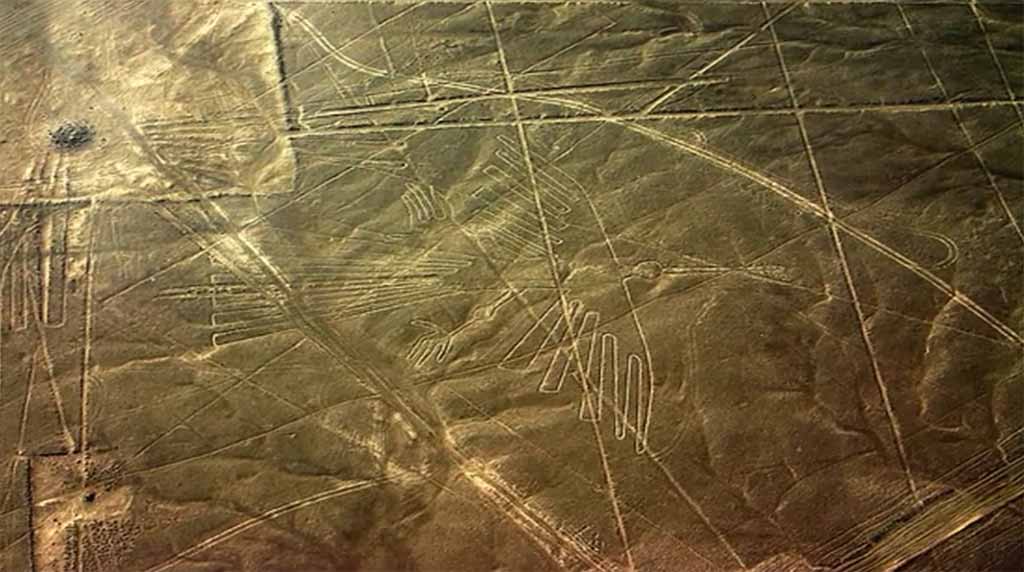 Геоглифы Наски на плато в южной части Перу №2