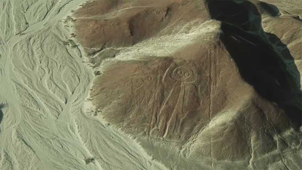 Геоглифы Наски на плато в южной части Перу